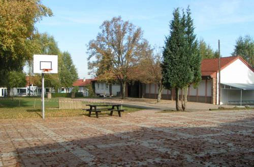 L’école élémentaire Image de L’école élémentaire
